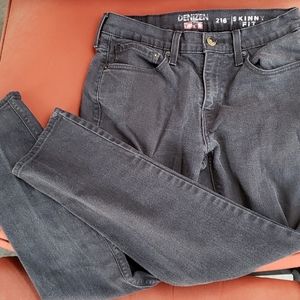 Levis 216 skinny fit Denizen black jeans